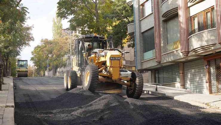 Keçiören’e 360 bin ton asfalt serildi