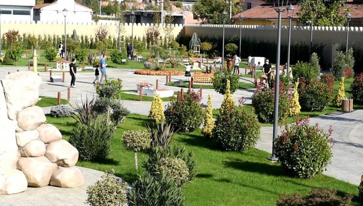 Kentin tarihi dokusunu görmek isteyenler Çoruminia’yı ziyaret ediyor