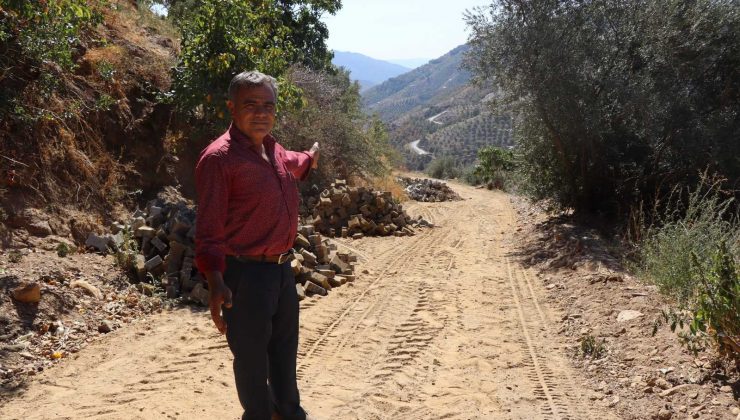 Ketenova’da yol çalışmaları devam ediyor