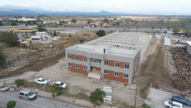 Kırkağaç’ta itfaiye ve şantiye binası hizmete hazırlanıyor