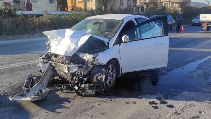 Kuşadası’nda trafik kazası: Biri yaya, 4 yaralı