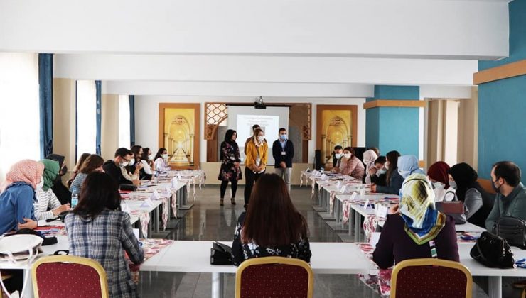 Kütahya’da sağlık çalışanlarına NRP eğitimi