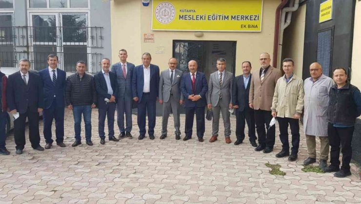 Kütahya’da “Yeni Nesiller Yeni Teknolojiler ile Yetişiyor” projesi