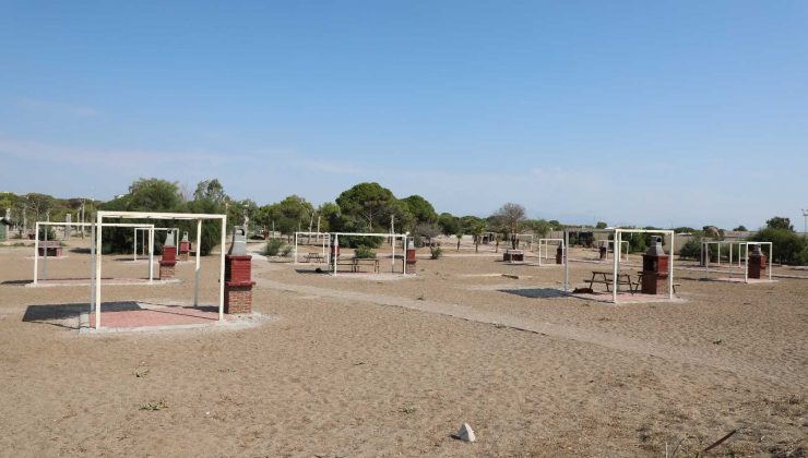 Lara Birlik piknik alanı yenilendi