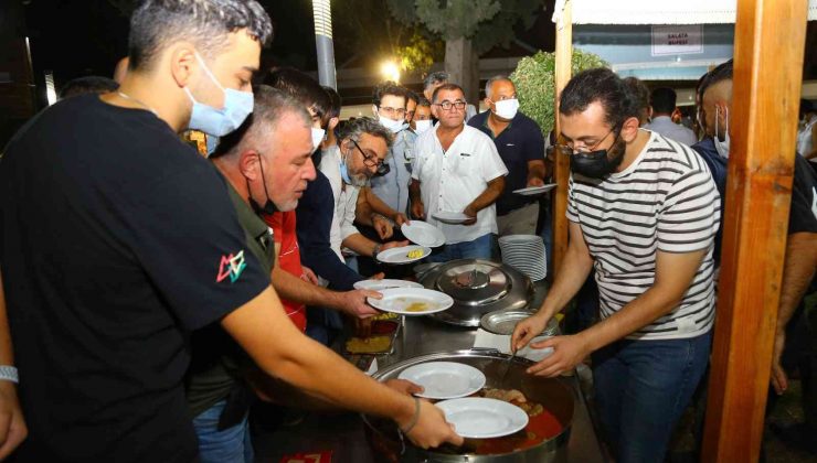 Lezzet festivalinin yemeğinde ’şırdan’ kuyruğu