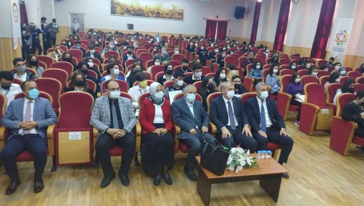 Liseli öğrenciler kültür ve değerlerin yozlaşmasına savaş açtı