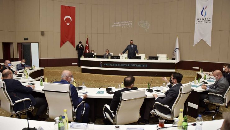 Manisa CBÜ ev sahipliğinde ’Yapay Zeka ve Siber Güvenlik Çalıştayı’ düzenlendi