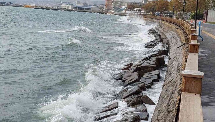 Marmara’da poyraz etkili oluyor
