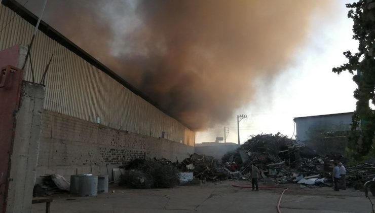 Mersin Hurdacılar Sitesi’nde yangın