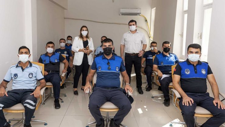 Mersin’de zabıta personeline eğitim veriliyor