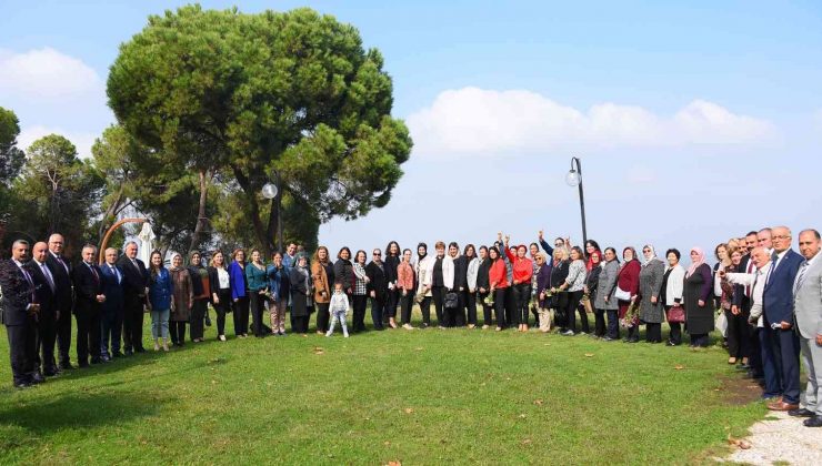 MHP’li kadınlar birlik ve beraberlik toplantısında buluştu