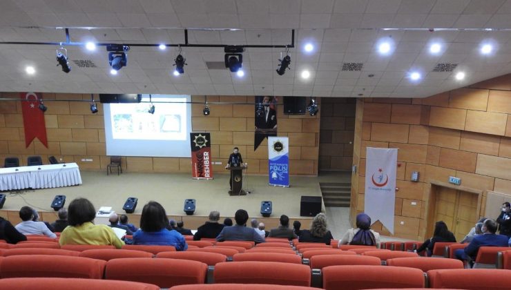 Muhtar ve kamu personellerine uyuşturucu ile mücadelenin yolları anlatıldı