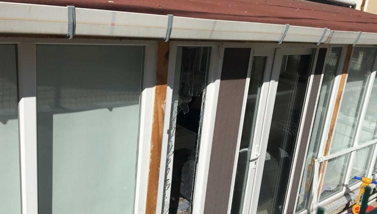 Önce eski eşini, sonra şahidi vurdu