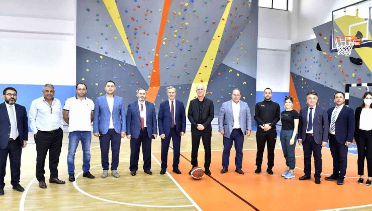 OSB Teknik Koleji misafirlerini ağırlıyor