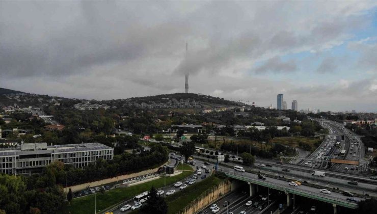 (Özel) Çamlıca Kulesi’nin sisle dansı