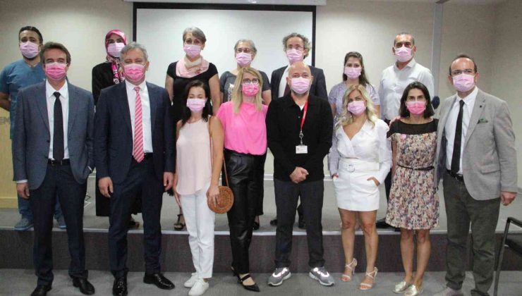 Prof.Dr. Özdoğan,” Her kadın ayda bir kez 5 dakika ayna karşısında memesini muayene etsin”