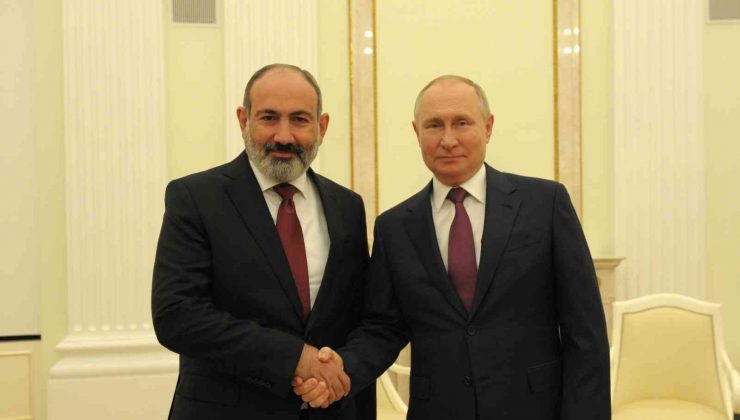 Putin ve Paşinyan, Dağlık Karabağ’ı görüştü