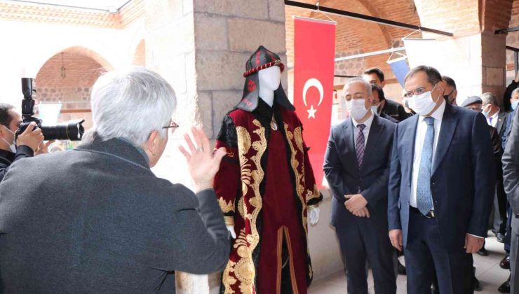 Selçuklu ve Danişmend medeniyeti tarihi Taşhan’da sergilendi