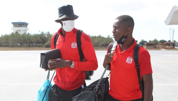 Sivasspor kafilesi İstanbul’a ulaştı