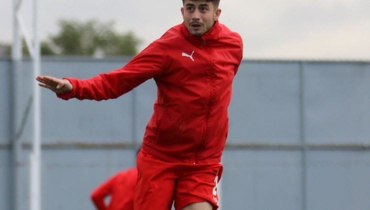 Sivasspor’lu futbolcu Kerem Atakan Kesgin’in acı günü