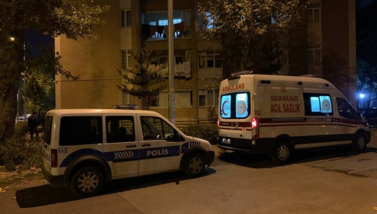 Sobadan çıkan yangında görevli dairesi küle döndü