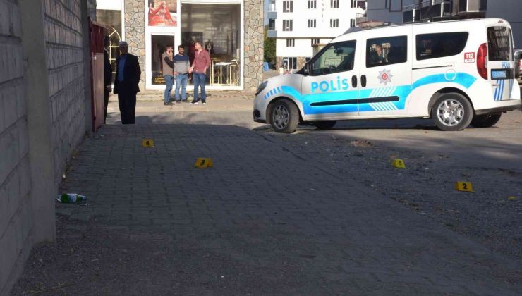 Sokak ortasında silahlı saldırıya uğrayan ailenin 6 yaşındaki çocukları ağır yaralandı