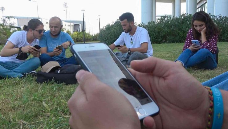 Sosyal medyada gerçeklik yanılgısı oluşuyor