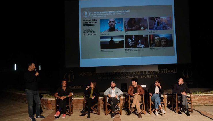 Söyleşiler ve film gösterimleri ile devam eden festivale ilgi büyük