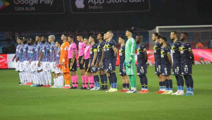 Süper Lig: Trabzonspor: 1 – Fenerbahçe: 1 (İlk yarı)