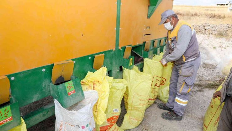 “Talas Belediyesi’nin tohum eleme makinesi işimizi kolaylaştırdı”