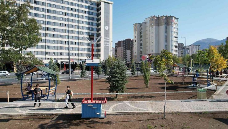 Talas’ın parklarını kedi ve kuş evleri süslüyor