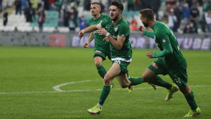 TFF 1. Lig: Bursaspor: 2 – Boluspor: 0 (İlk yarı sonucu)
