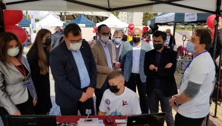 TÜBİTAK Başkanı Mandal’dan Alaplı Bilim Şenliği’ne ziyaret