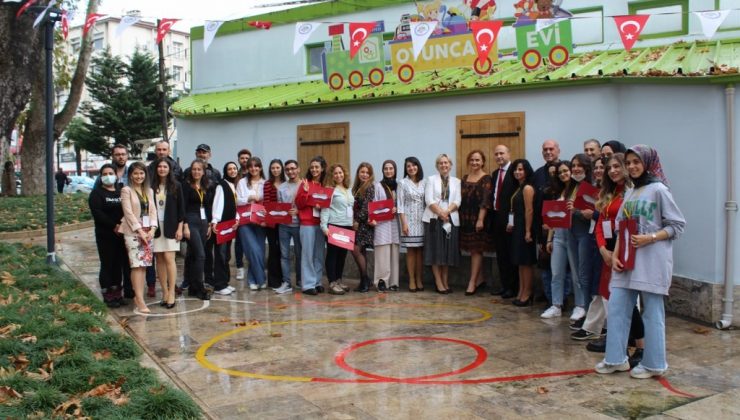 TÜBİTAK tarafından desteklenen Oyuncak Evi projesi tamamlandı