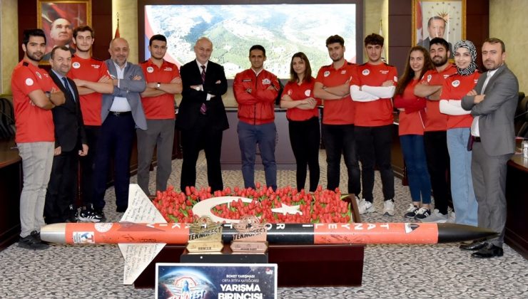 Türkiye şampiyonu ‘Tanyeli Roket Takımı’ üyeleri iş teklifleri aldı
