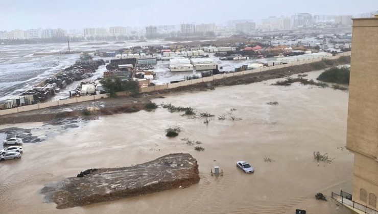 Umman’ı tropik fırtına vurdu: 1 çocuk öldü