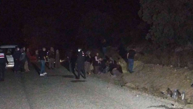 Uşak’ta 2 kuzenden 1’inin öldüğü kazada ağıtlar yürekleri dağladı