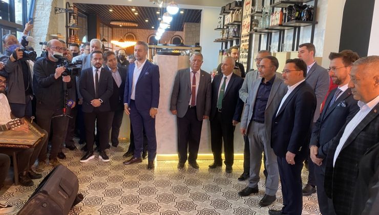 Vali Çiçek: “Hayallerimiz bir bir oluyor”