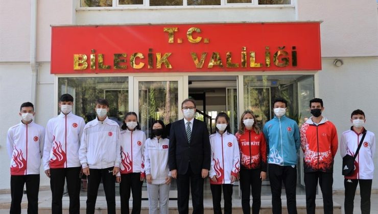 Vali Dr. Kızılkaya başarılı sporcuları kabul etti