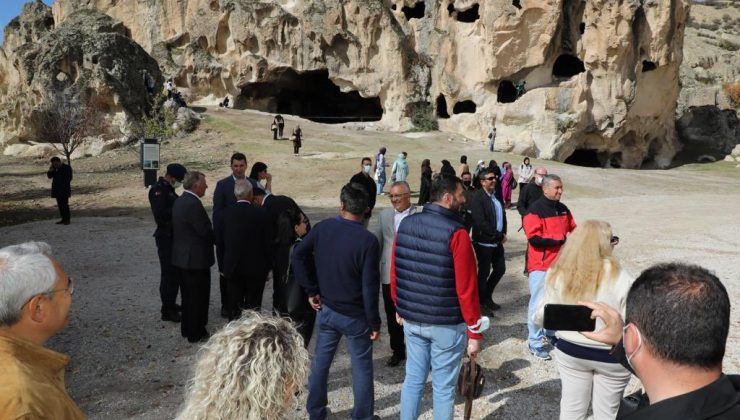 Vali Gökmen Çiçek: “Frigya’yı herkese duyuracağız”