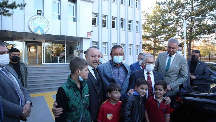 Vali Günaydın ve Başkan Büykkılıç’tan Pınarbaşı çıkarması