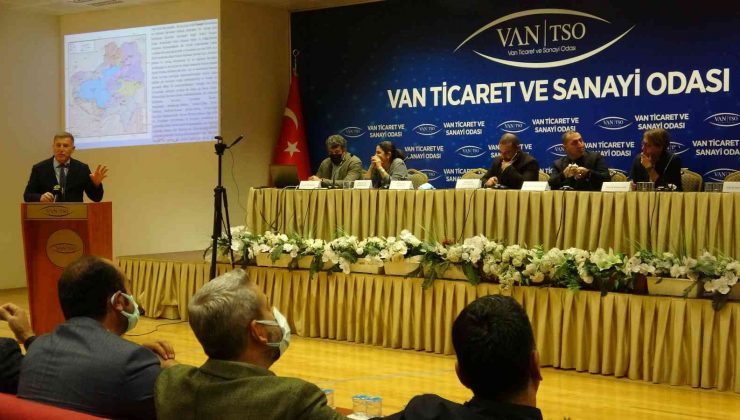 Van’da “Van Gölü Havzasında Suyun Geleceği” paneli
