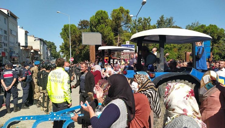 Vezirköprü’de belediyeyi taşlama eylemine 6 tutuklama