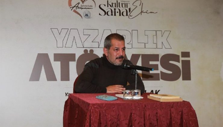 Yazar Karakulak, sevenleriyle bir araya geldi