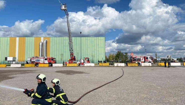 Yeni itfaiyeciler göreve hazır