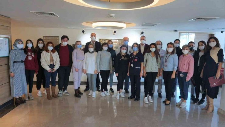 Yoğun bakım hemşireliği eğitimi