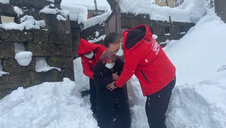 85 yaşındaki hastanın imdadına sağlık ekipleri yetişti