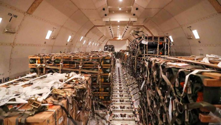 ABD’den Ukrayna’ya 79 tonluk askeri yardım paketi
