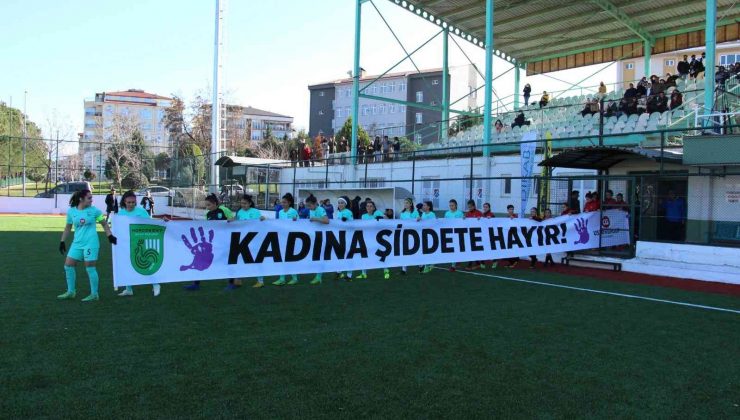 Avrupa’nın En İyi Türk Kadın Futbolcusu Defterli şiddete ’hayır’ dedi