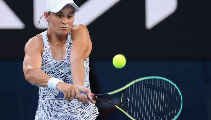 Avustralya Açık tek kadınlarda şampiyon Ash Barty